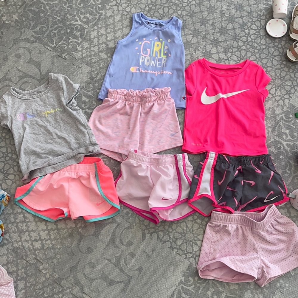 2T athletic lot